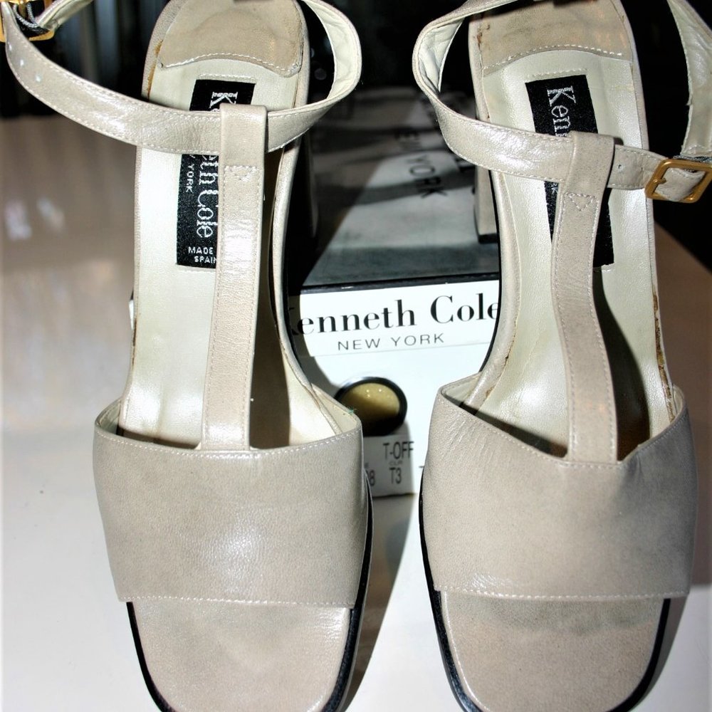 Kenneth Cole New York 3 1/4" Block Heel Taupe Ankle Buckle Spain 7.5B
